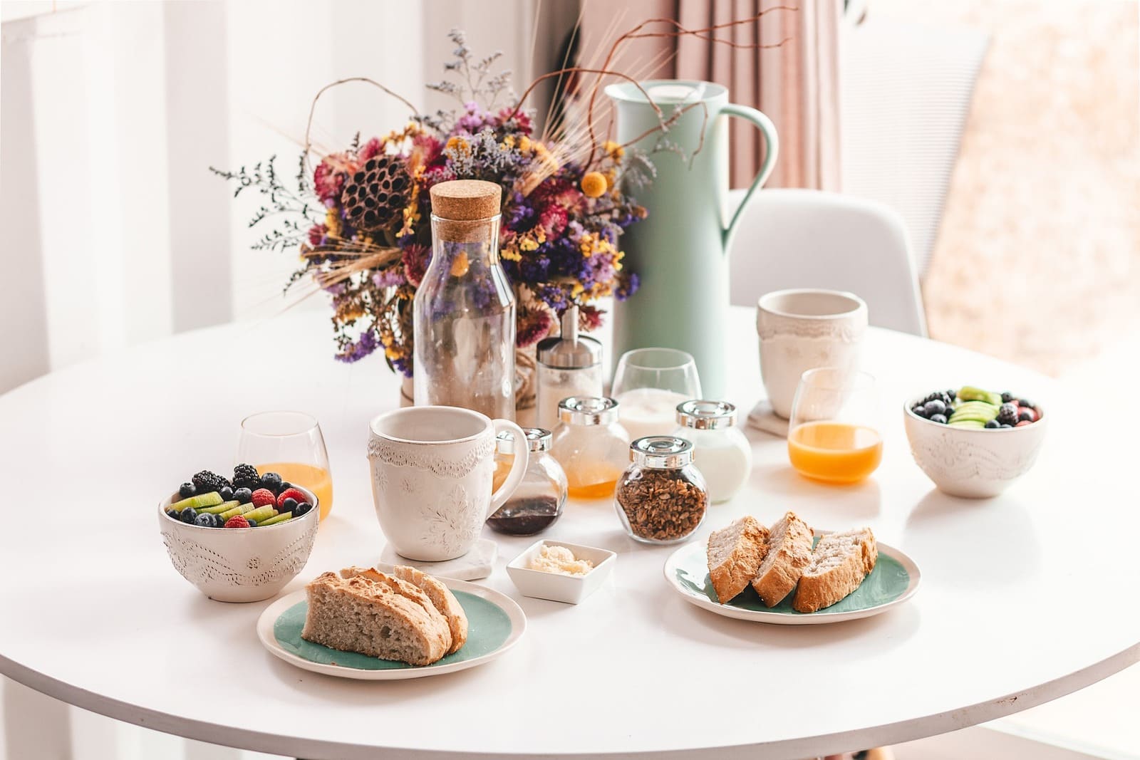 Top 5 Amenities Guests Look for in a Four-Star Hotel